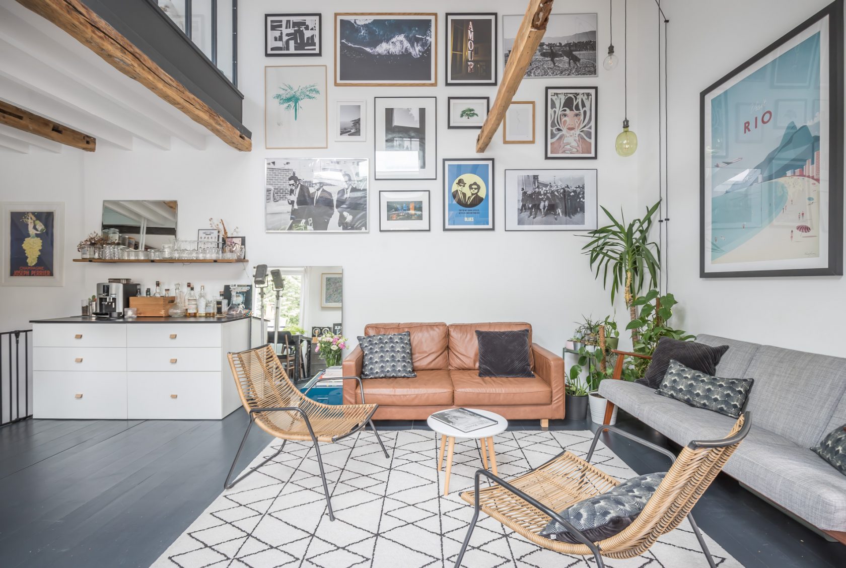 Contemporary top floor duplex