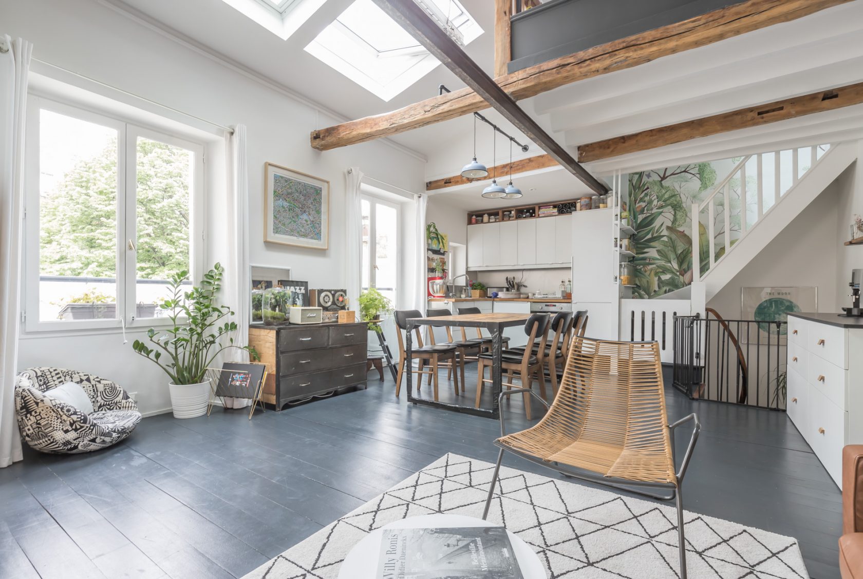 Contemporary top floor duplex