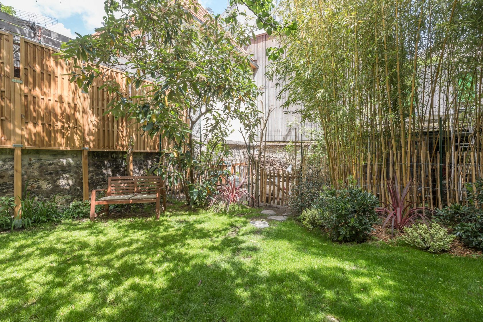 Townhouse with garden