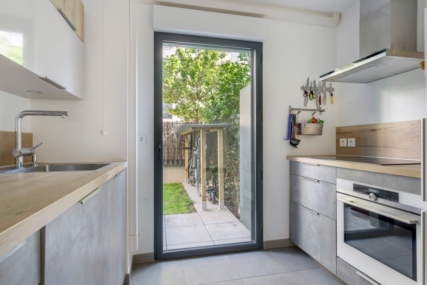 Duplex avec terrasse et jardin