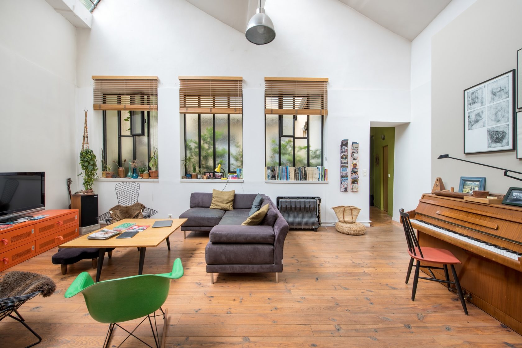 Duplex loft in a former workshop