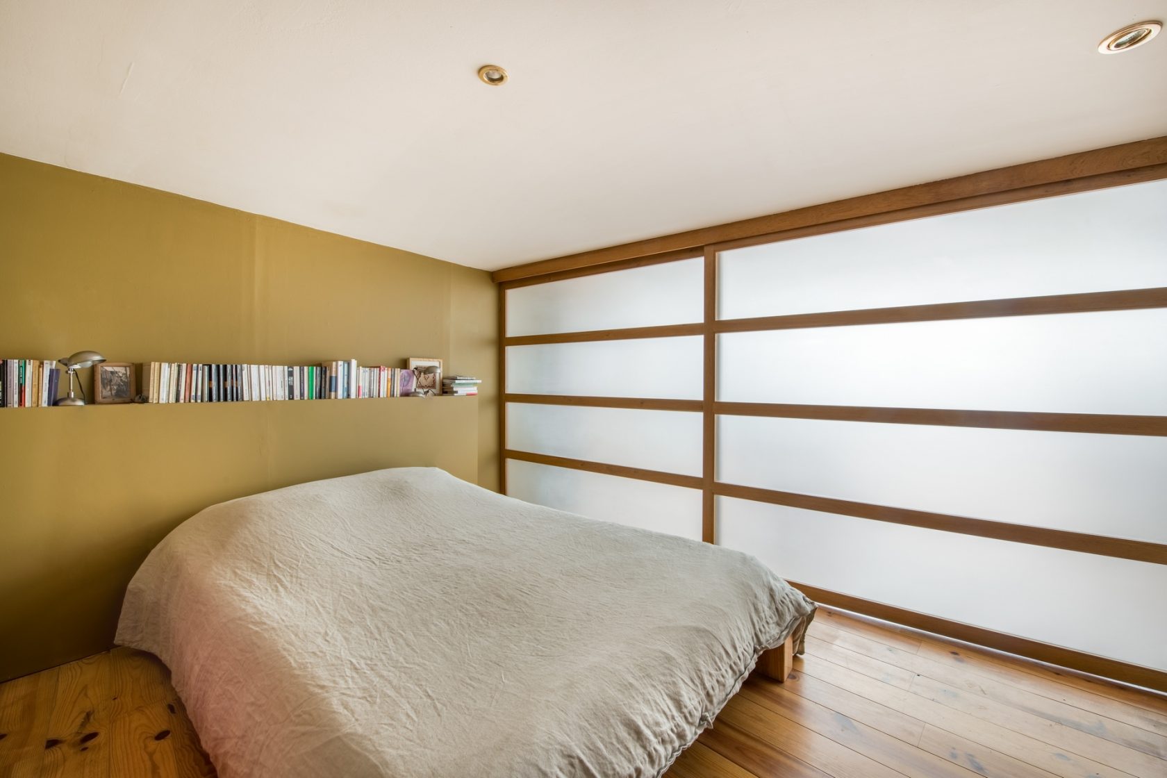 Duplex loft in a former workshop