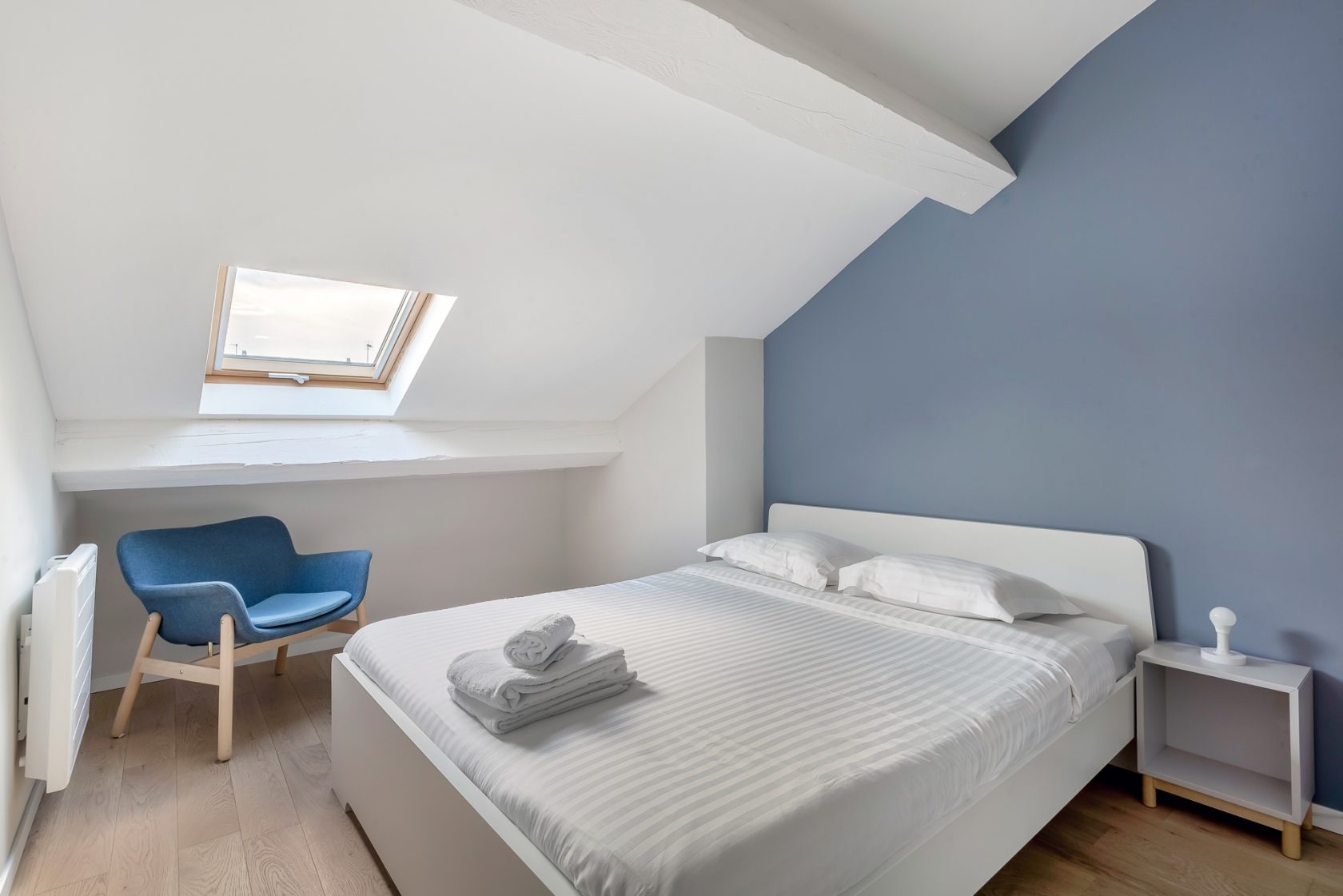 Renovated duplex on the top floor near Garibaldi metro
