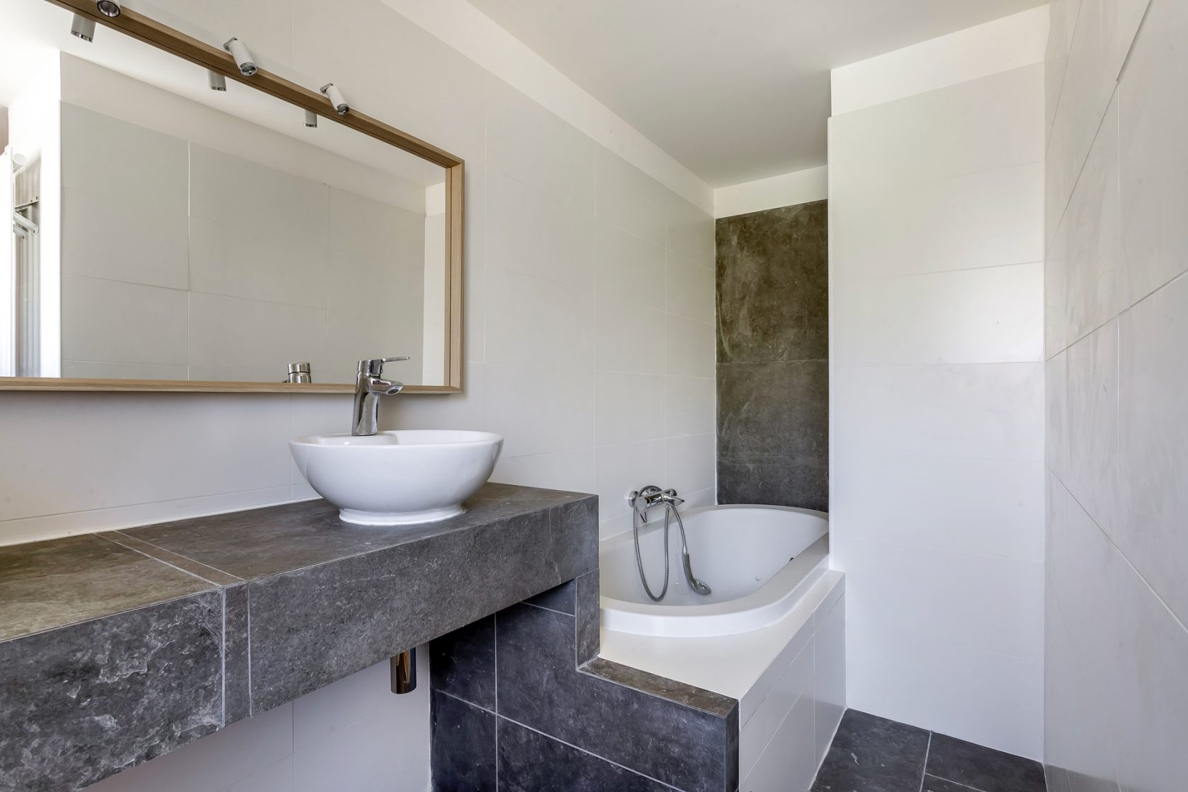 Maison-loft rénovée dans une ancienne imprimerie
