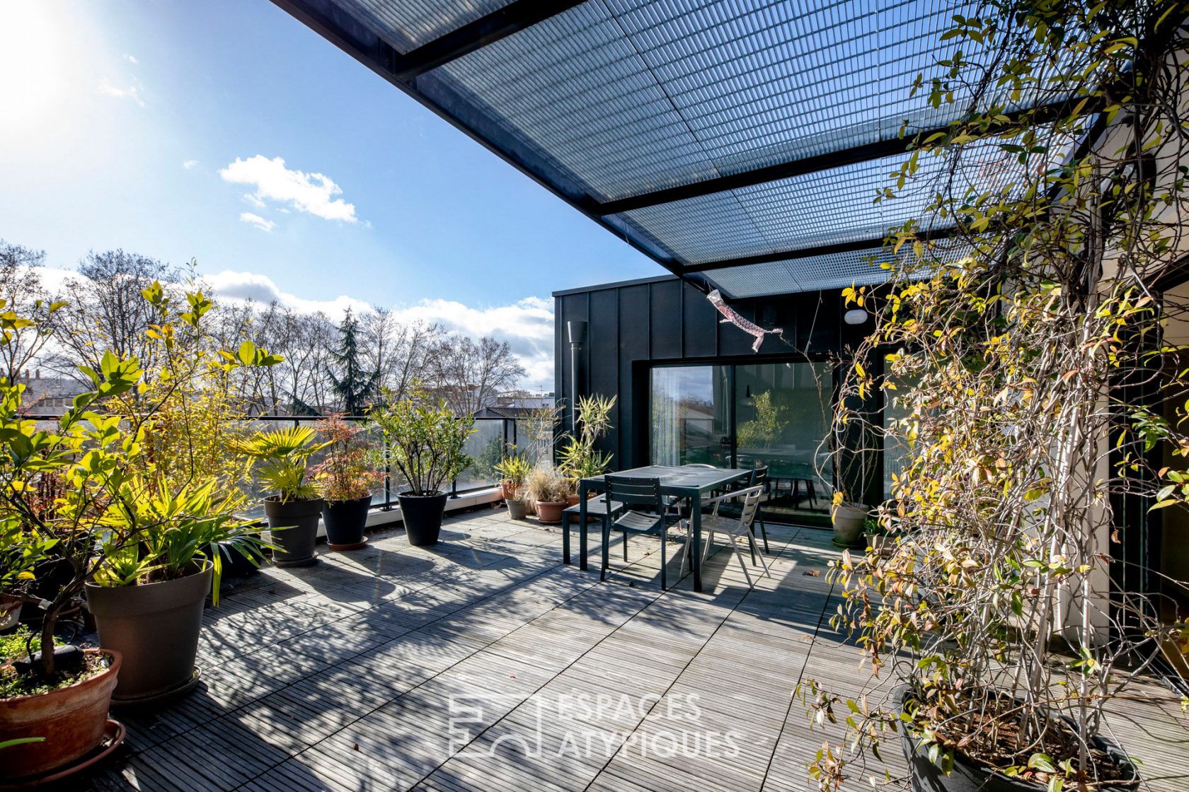 Appartement toit terrasse à St Michel