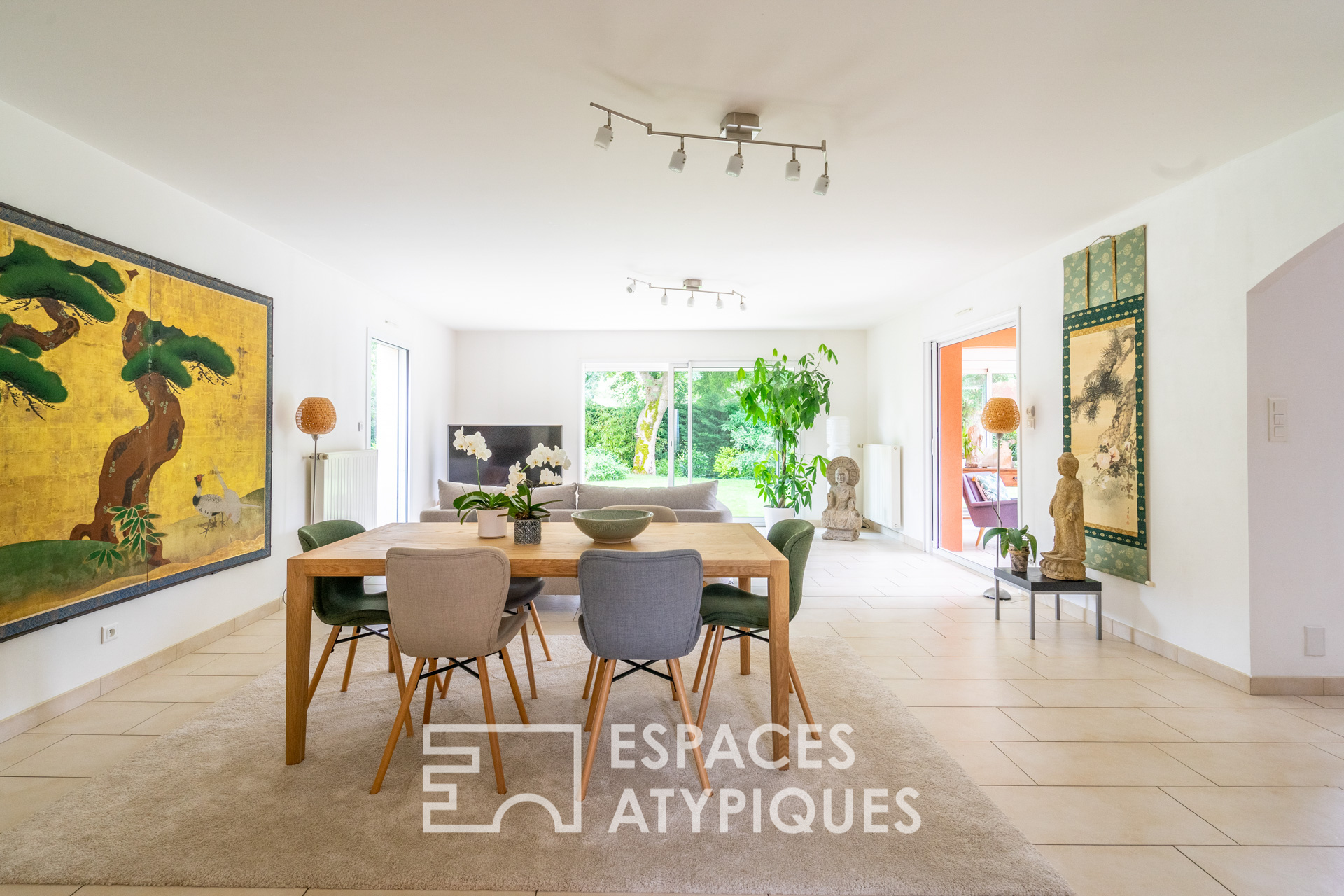Maison aux couleurs de la Toscane avec sa piscine chauffée
