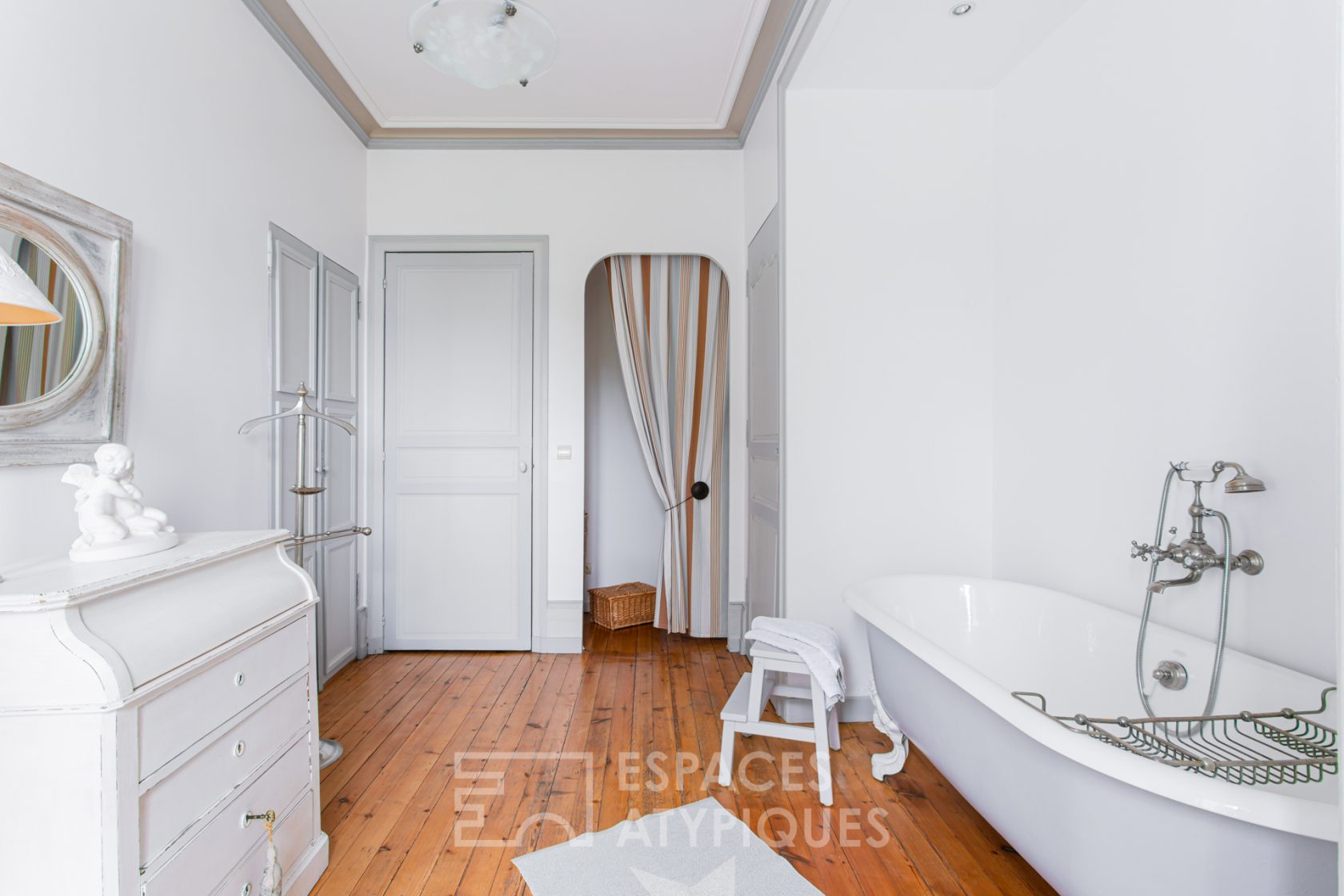 Prestigieux hôtel particulier au coeur de la cité