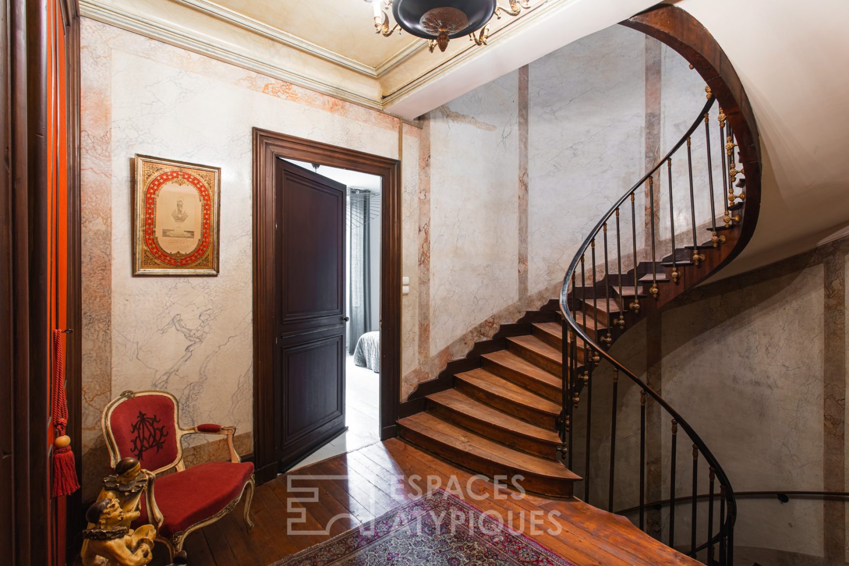Prestigieux hôtel particulier au coeur de la cité