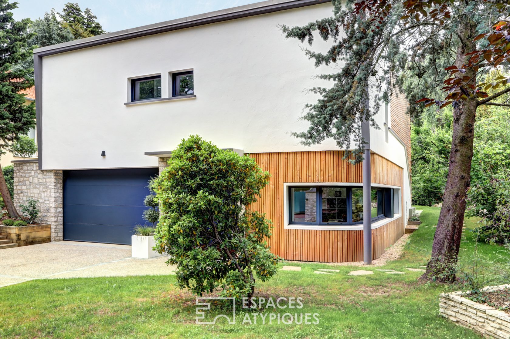 Maison 50 ‘s revisitée en contemporain à Orléans