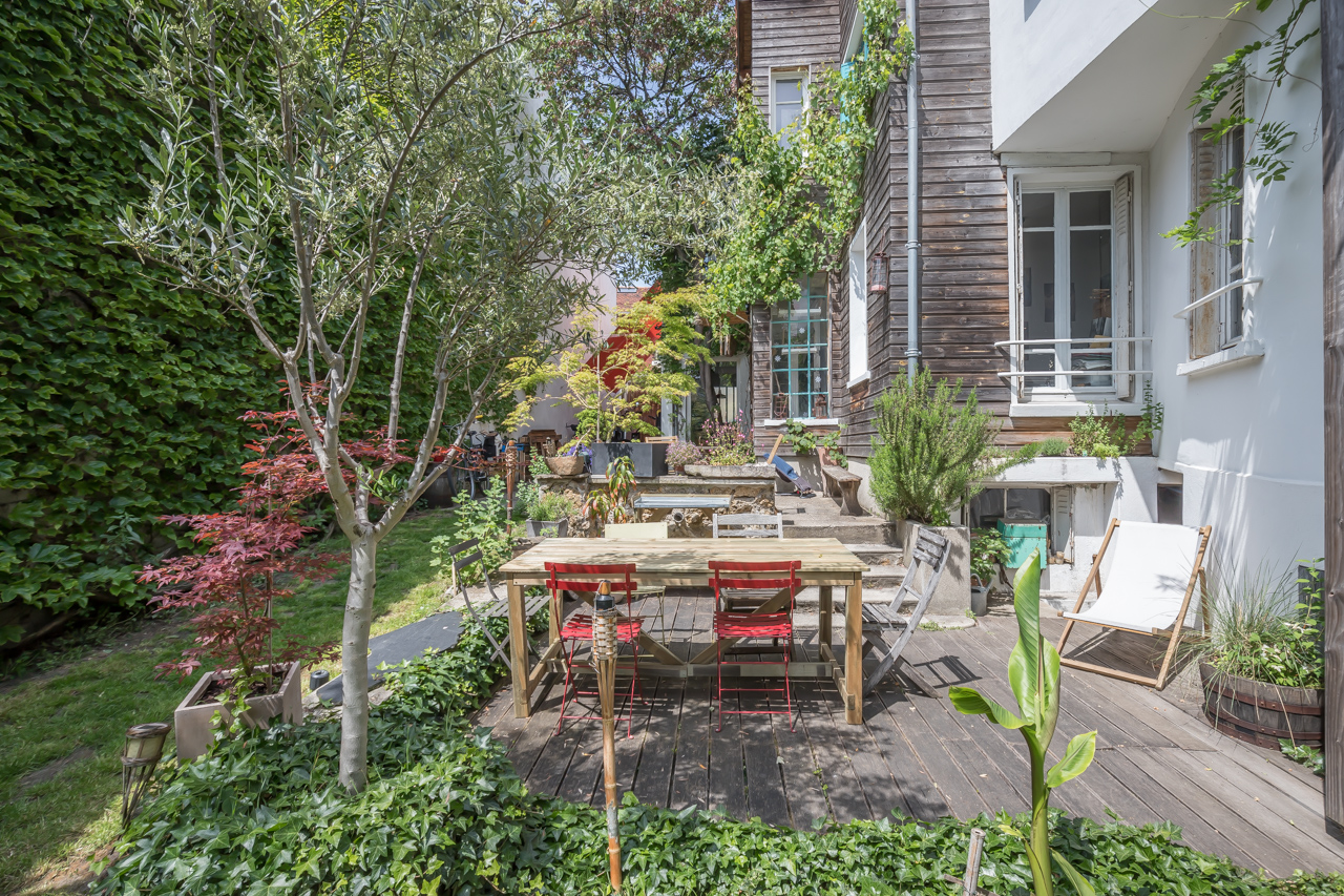 House with garden and terraces