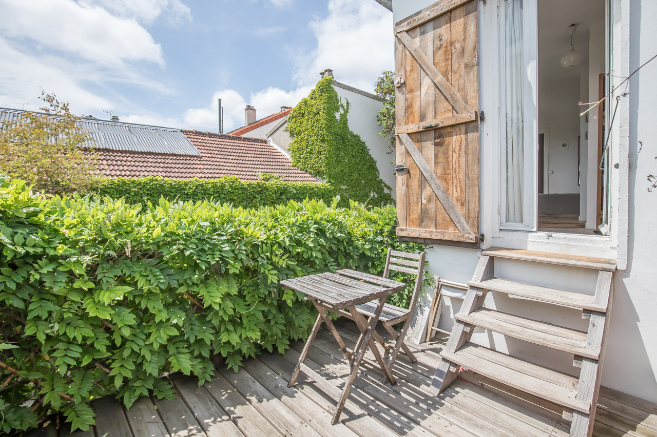 House with garden and terraces
