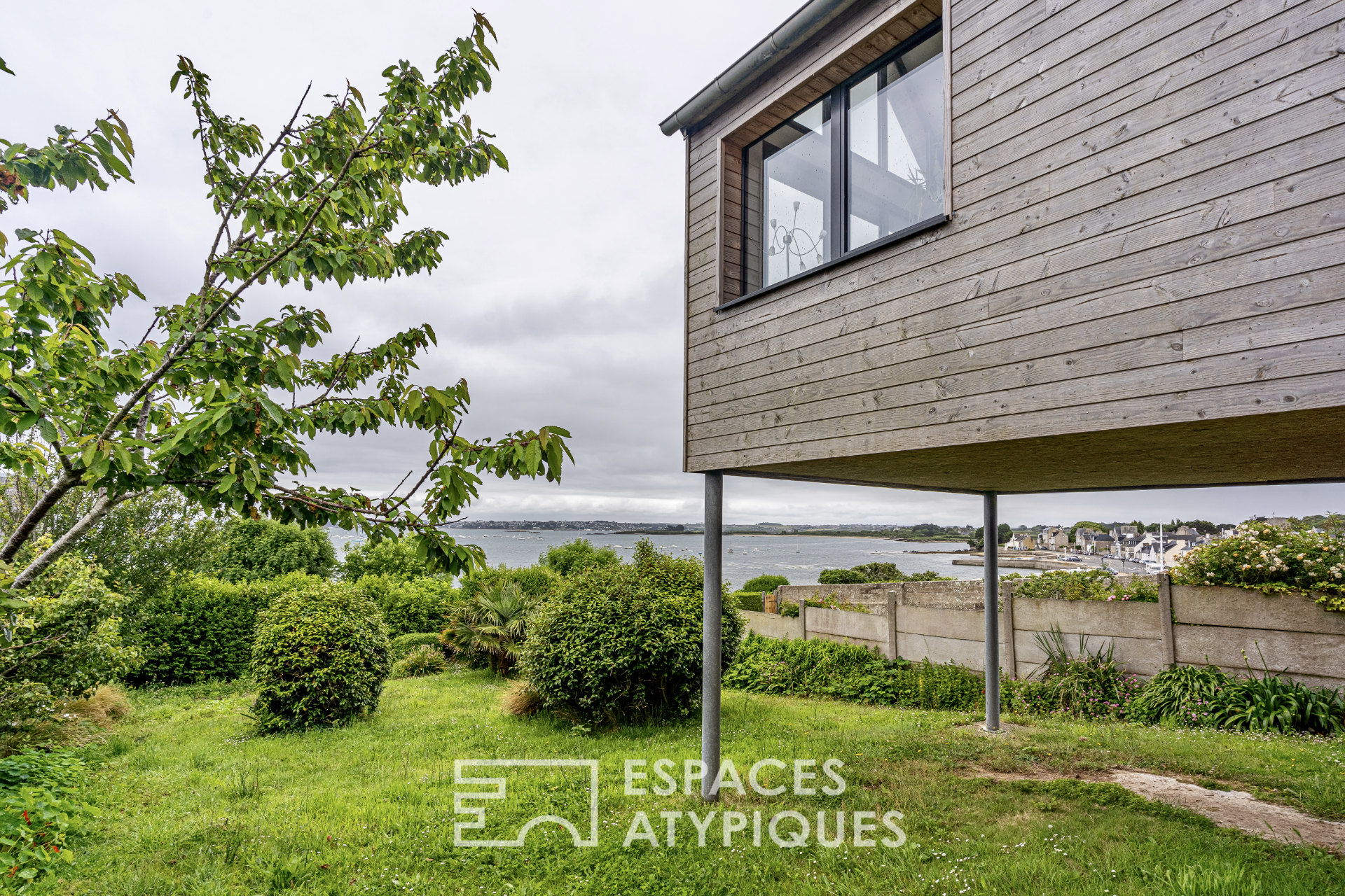 Propriété  avec vue imprenable sur la mer