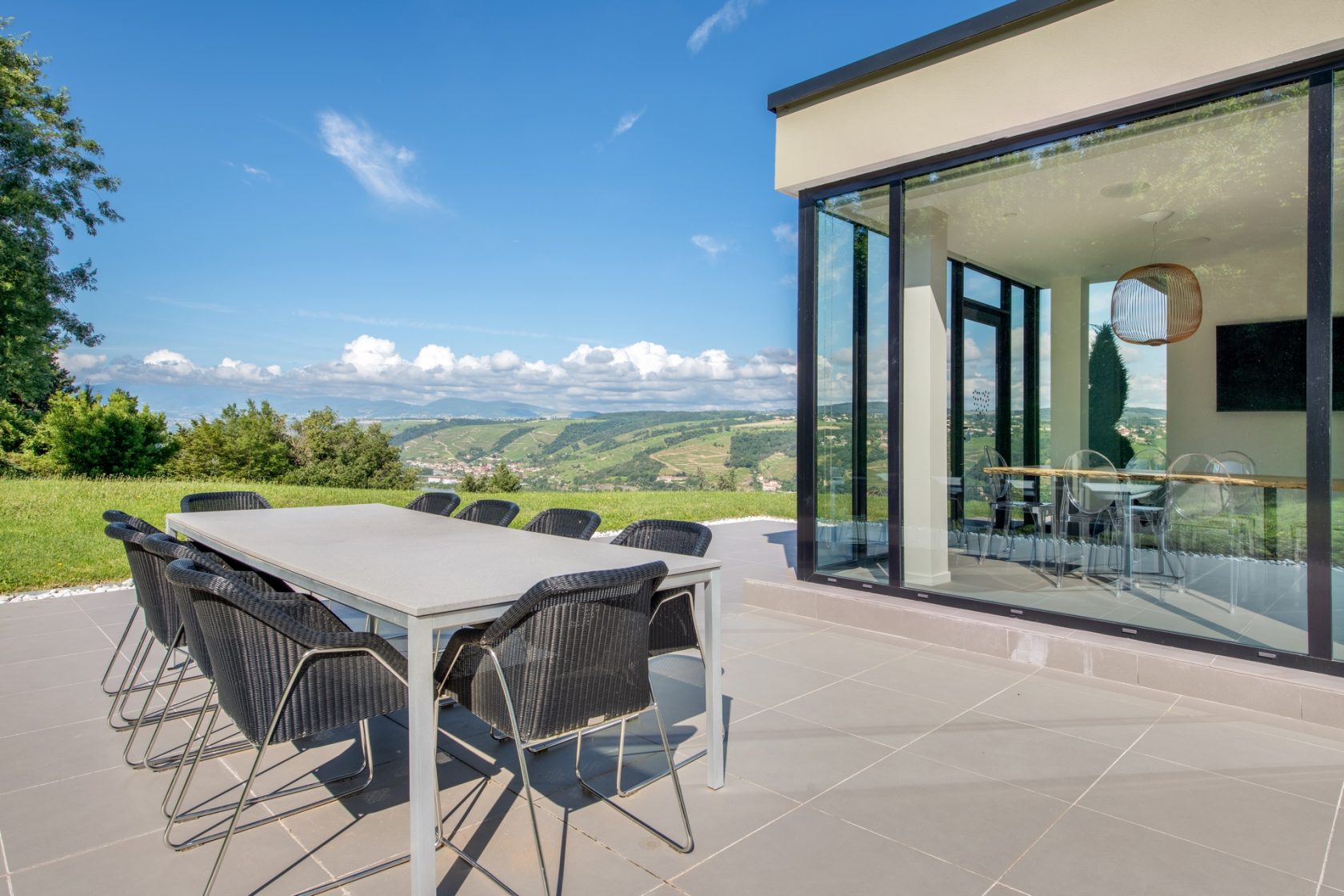 Villa d’architecte avec piscine et vue imprenable