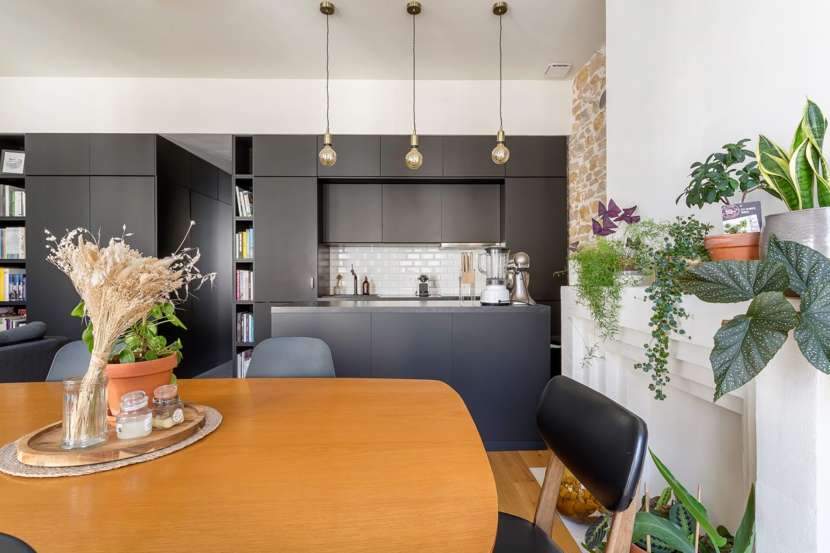 Architectural renovation of the confluence district