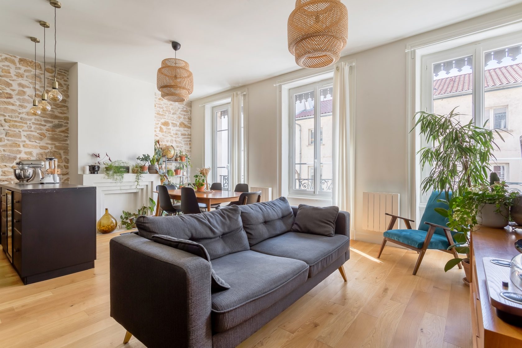 Architectural renovation of the confluence district