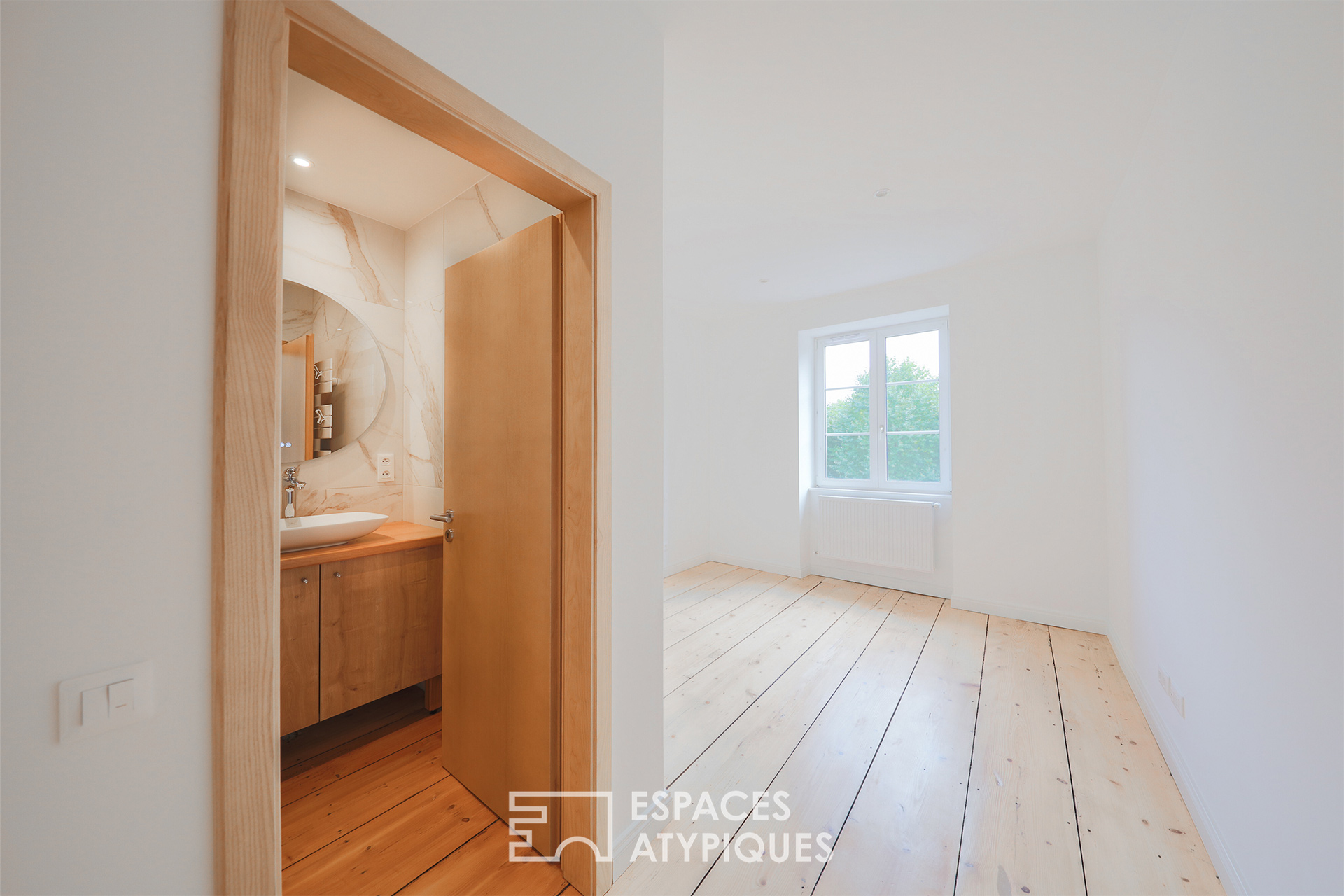 Character flat renovated by an architect