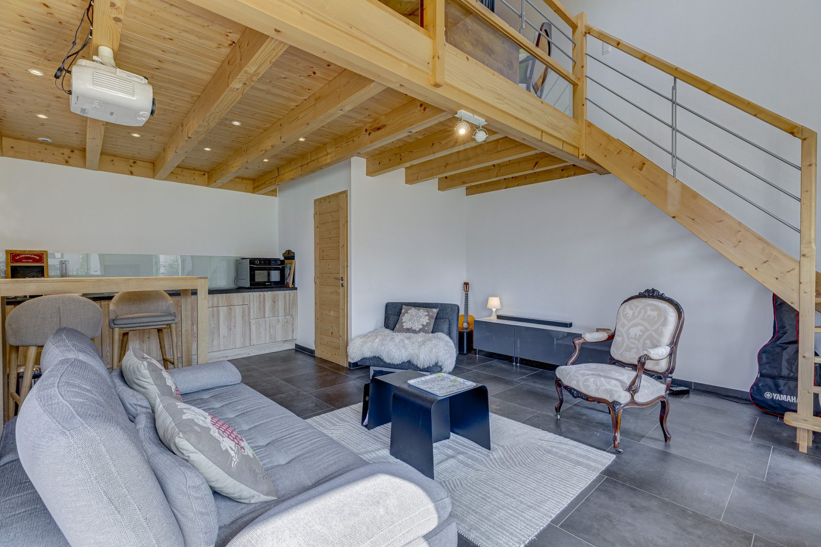 Renovated 19th century farmhouse, outbuildings and lake view