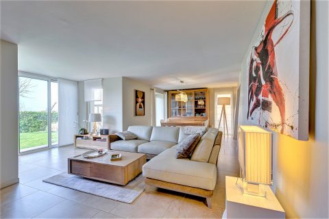 Renovated 19th century farmhouse, outbuildings and lake view