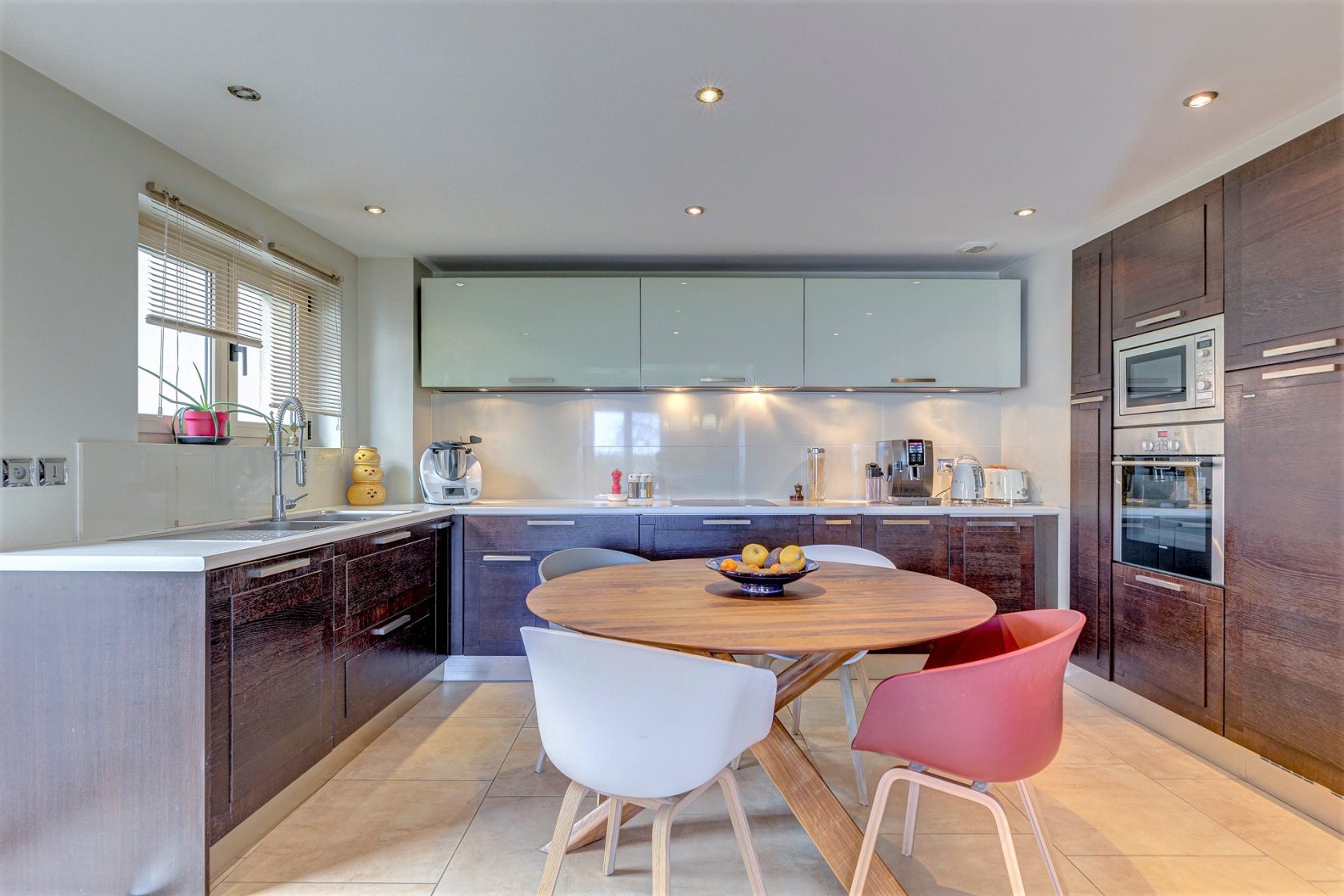 Renovated 19th century farmhouse, outbuildings and lake view
