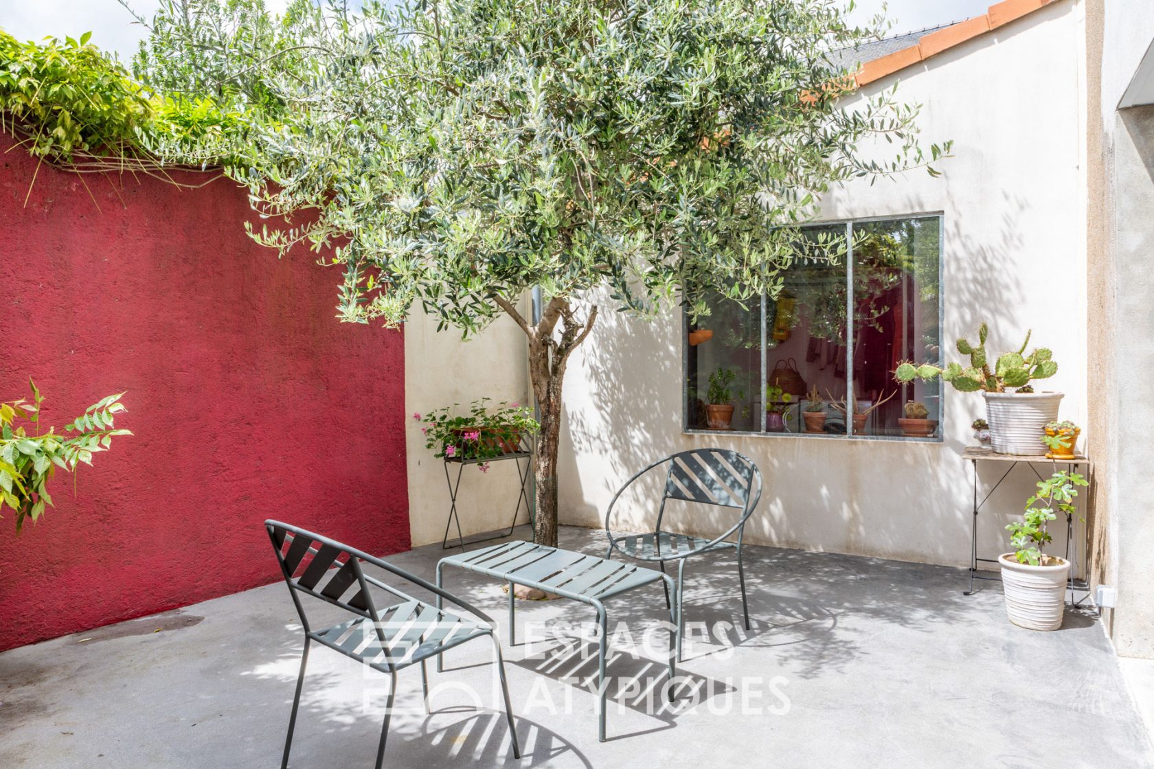 Charmante maison de ville et son patio