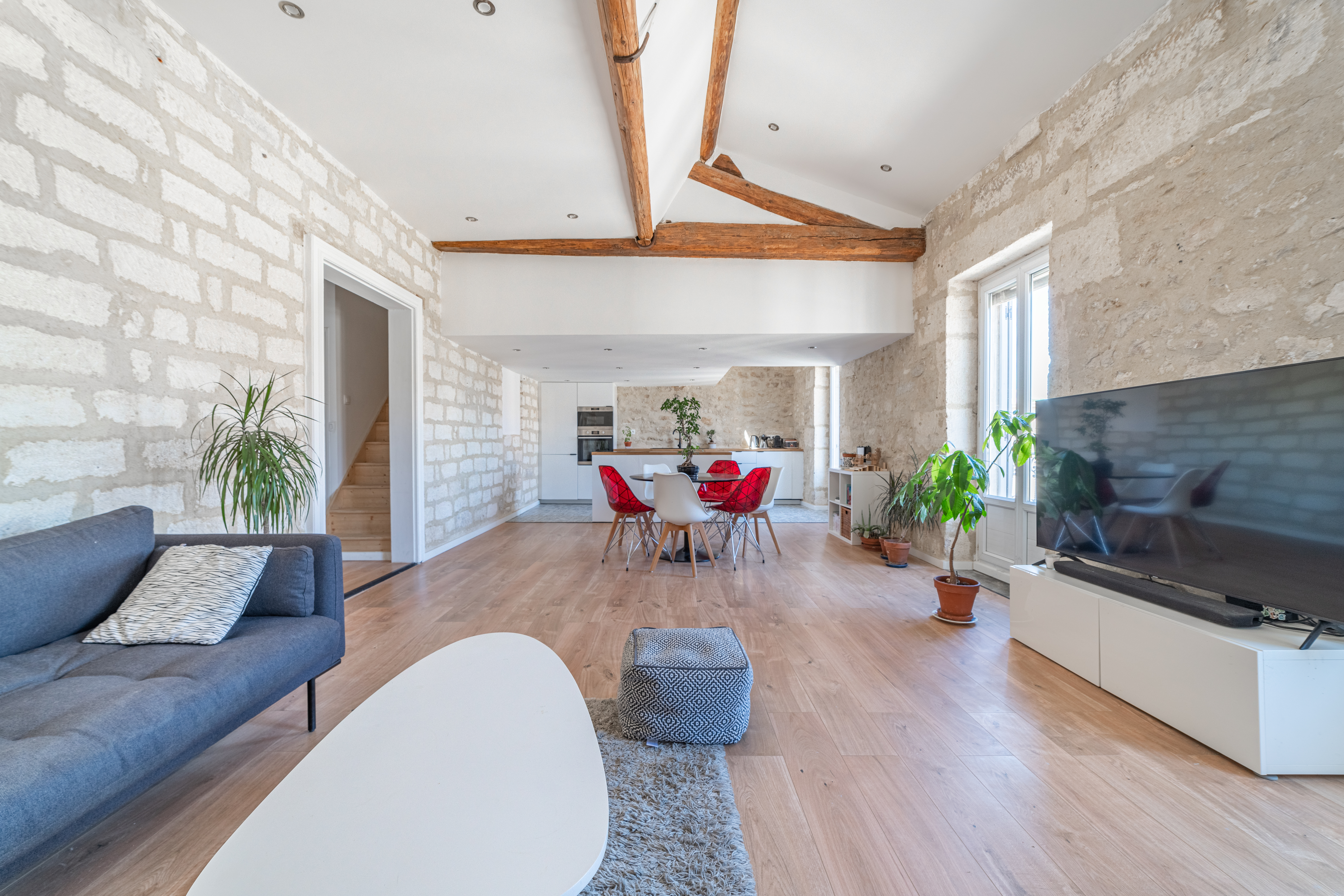 Superb duplex cocoon, Beaux Arts district
