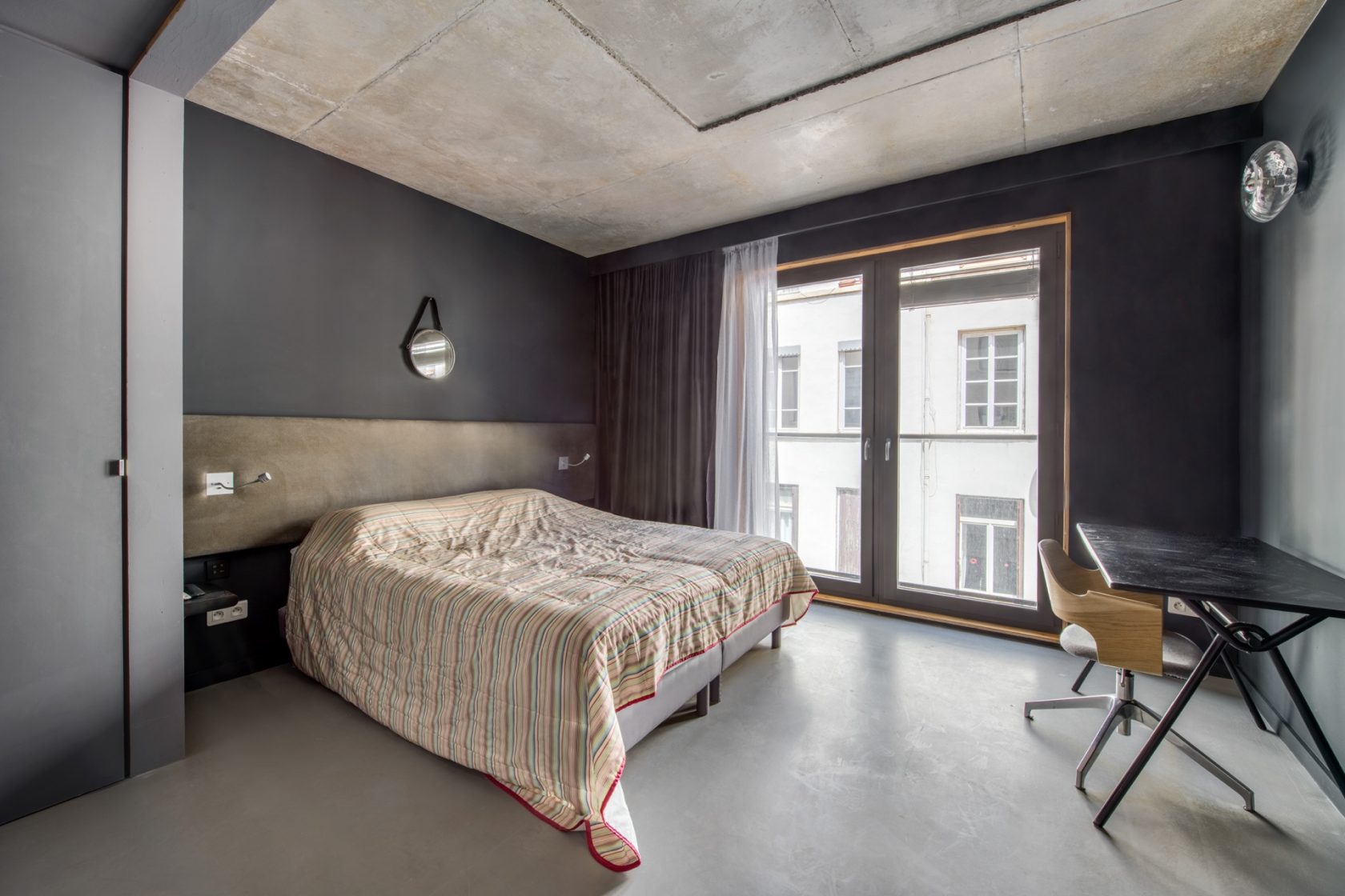 Renovated furnished apartment