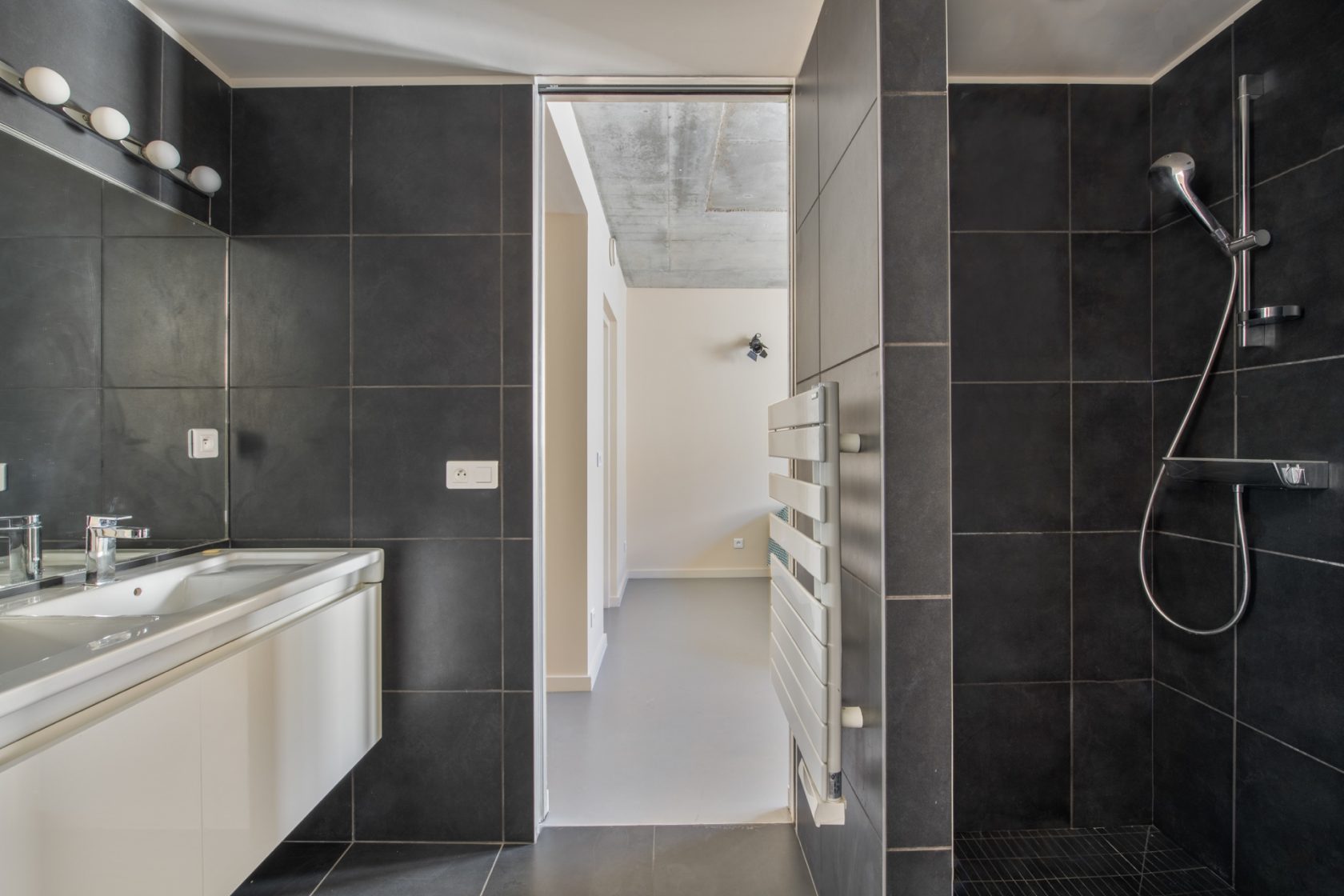 Top floor triplex with terrace