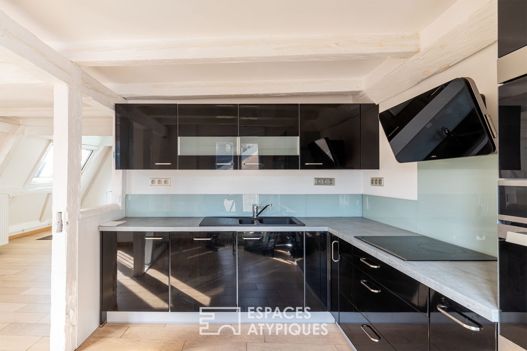 Charming duplex with rooftop terrace
