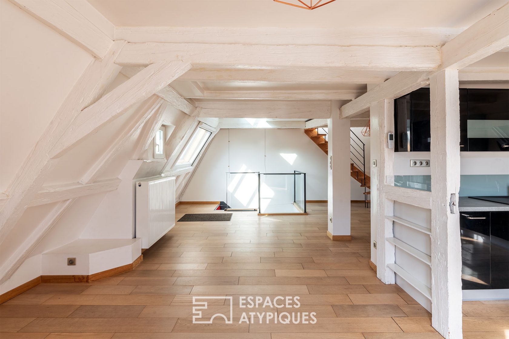 Charming duplex with rooftop terrace