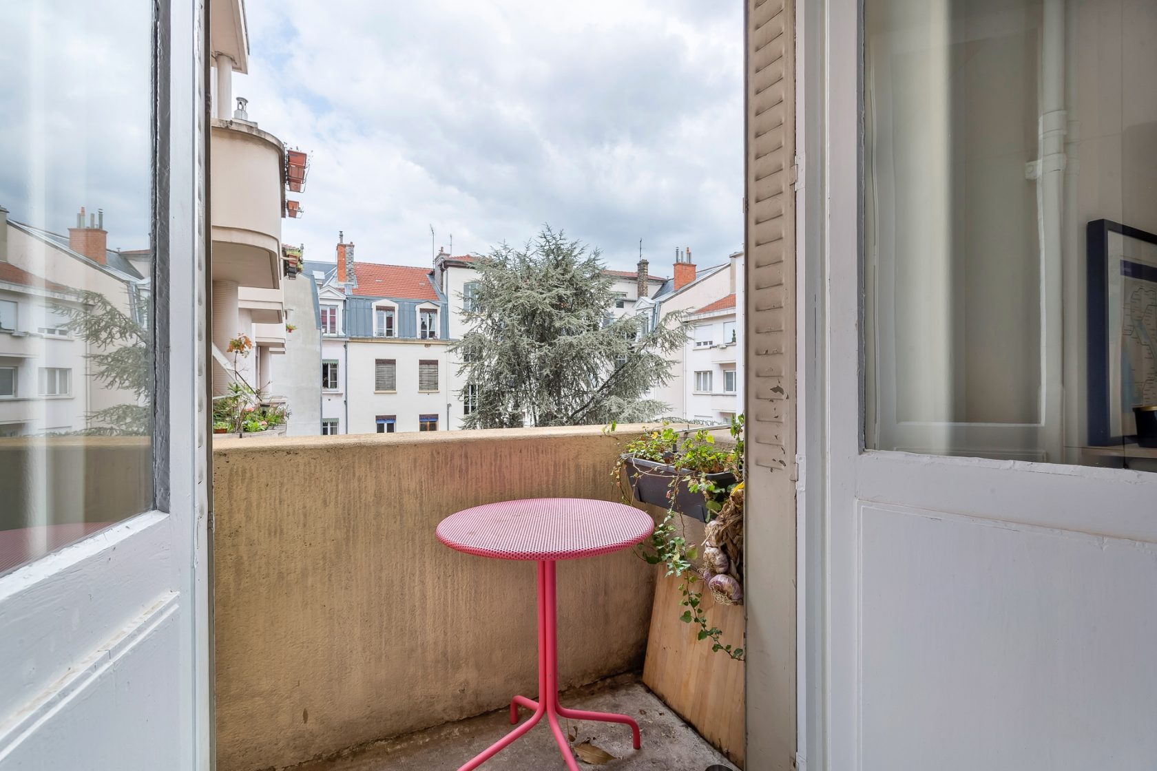 Ancien rénové avec balcon quartier Préfecture