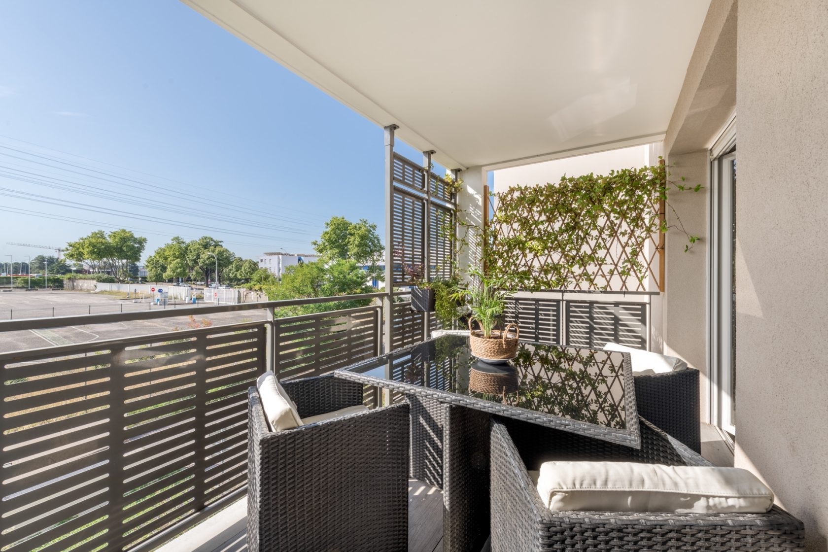 Contemporary apartment with terrace
