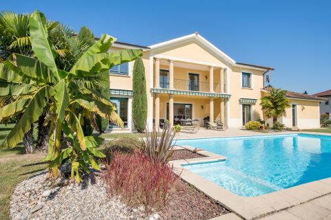 Villa familiale avec piscine