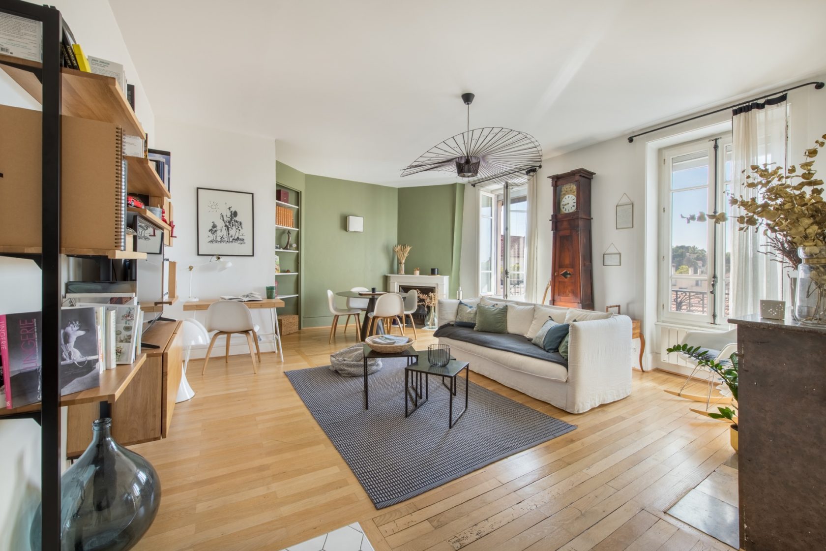 Top floor duplex in the heart of Montchat