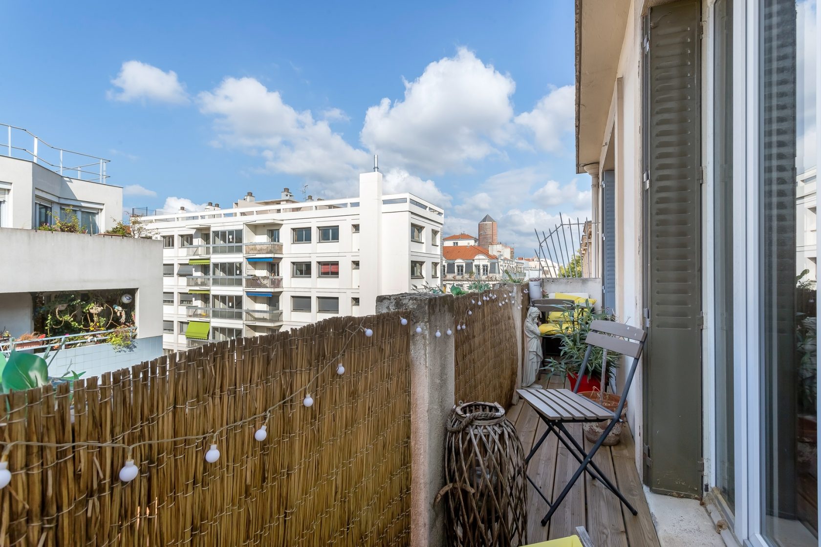Old apartment with balcony and view of Fourvière