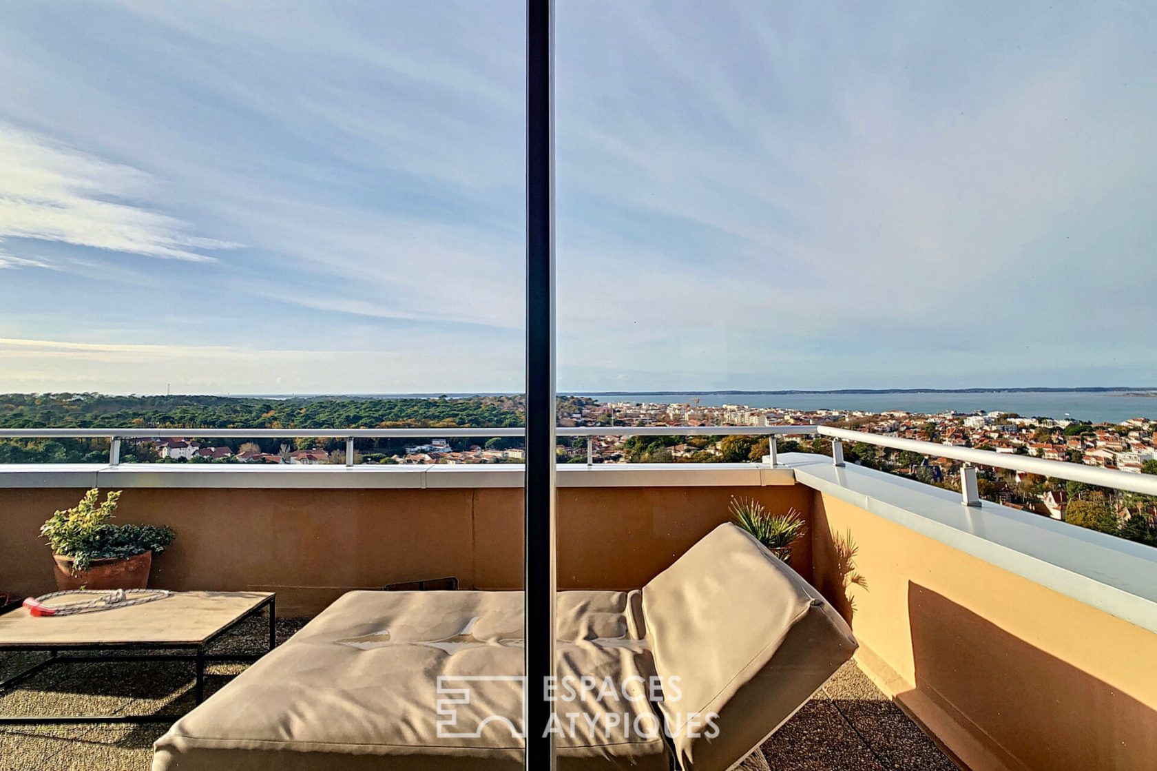 Penthouse avec vue panoramique sur le Bassin