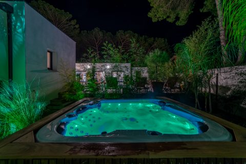 Magnifique villa contemporaine avec piscine et spa