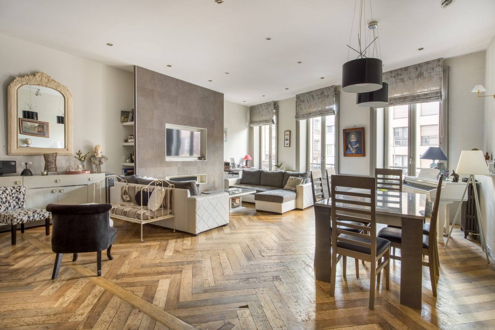 Apartment renovated by architect in Rue Nationale