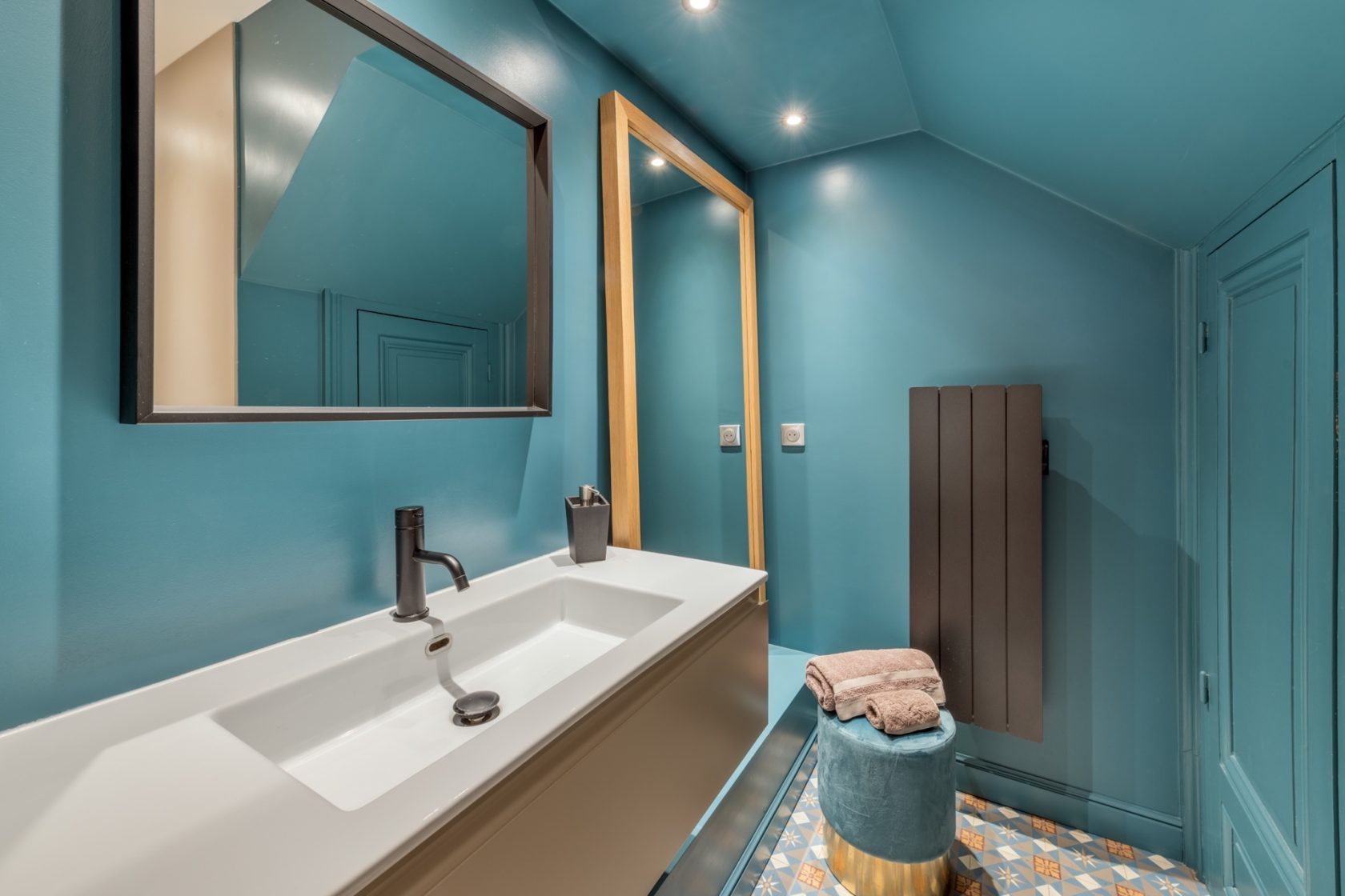 Duplex renovated by architect