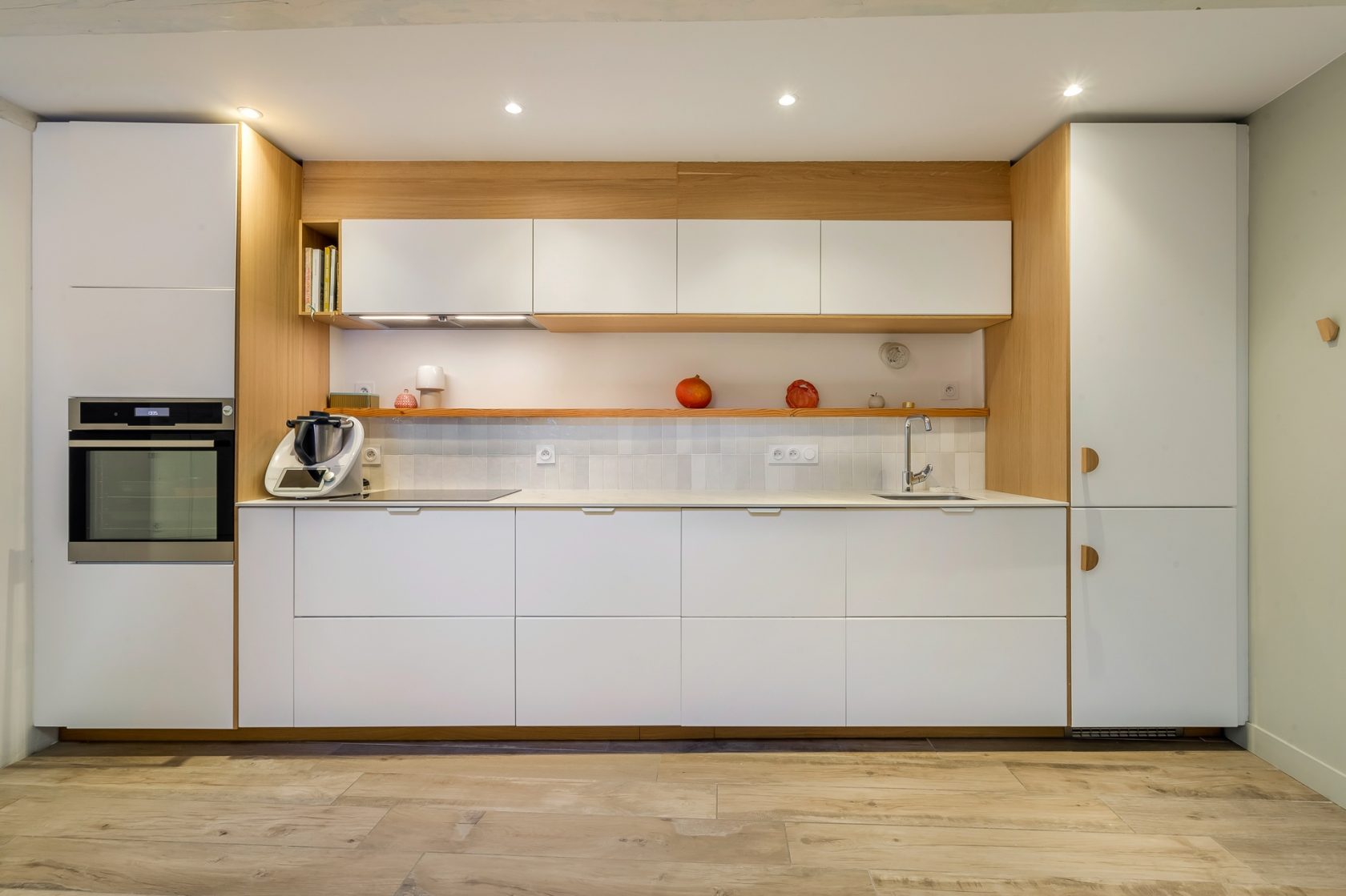 Townhouse in the heart of the village of Saint Rambert