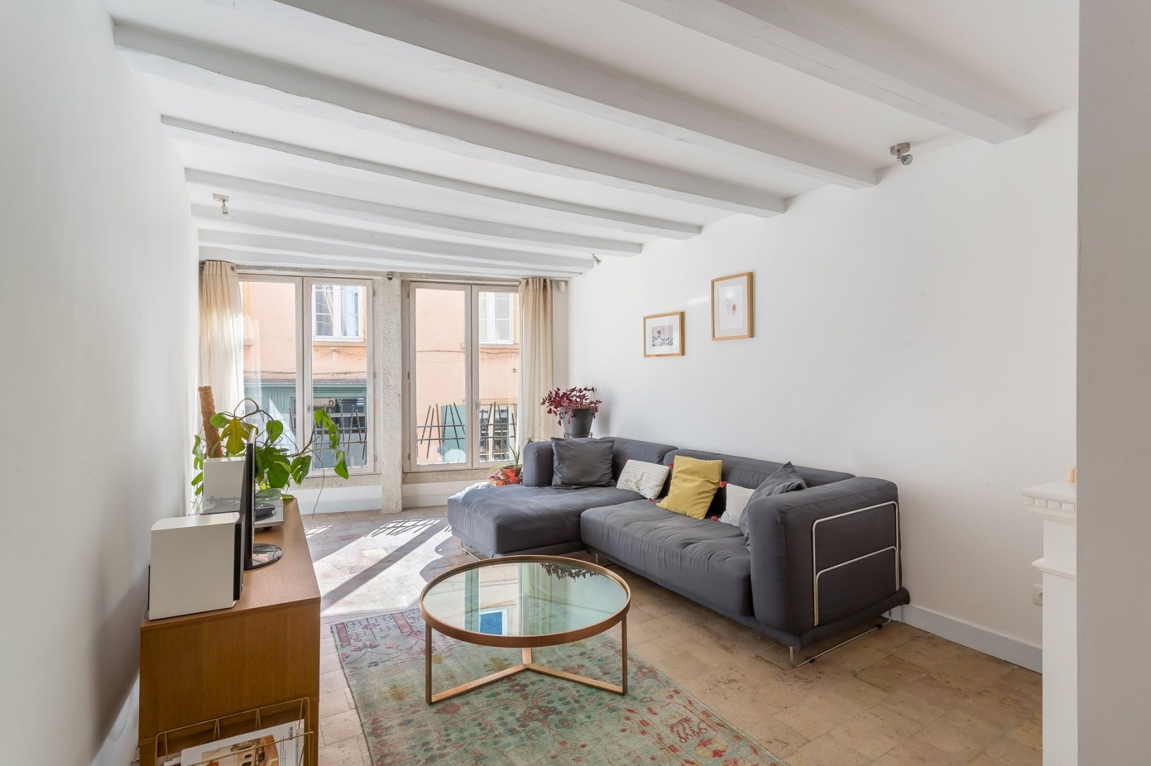Townhouse in the heart of the village of Saint Rambert