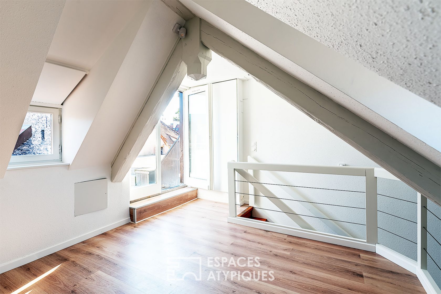 Already rented : Duplex carré d’or and its terrace with a view of the cathedral