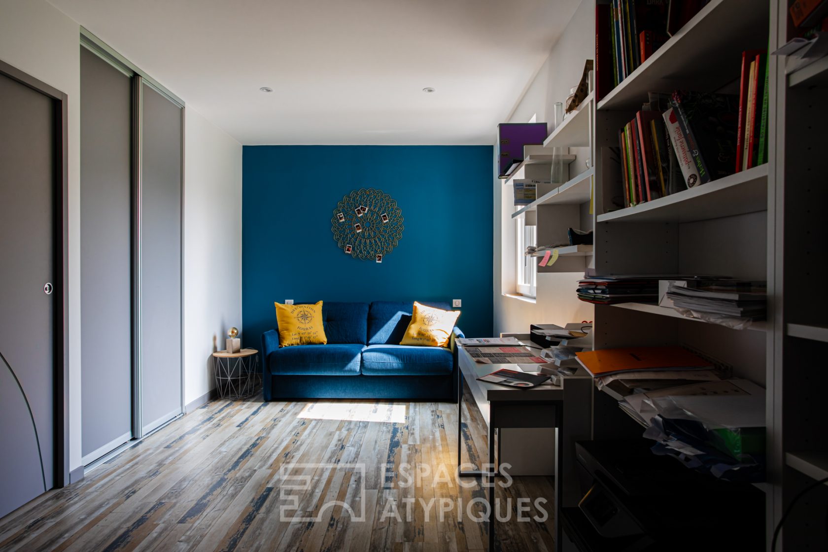 Belle contemporaine aux matériaux bio-climatiques