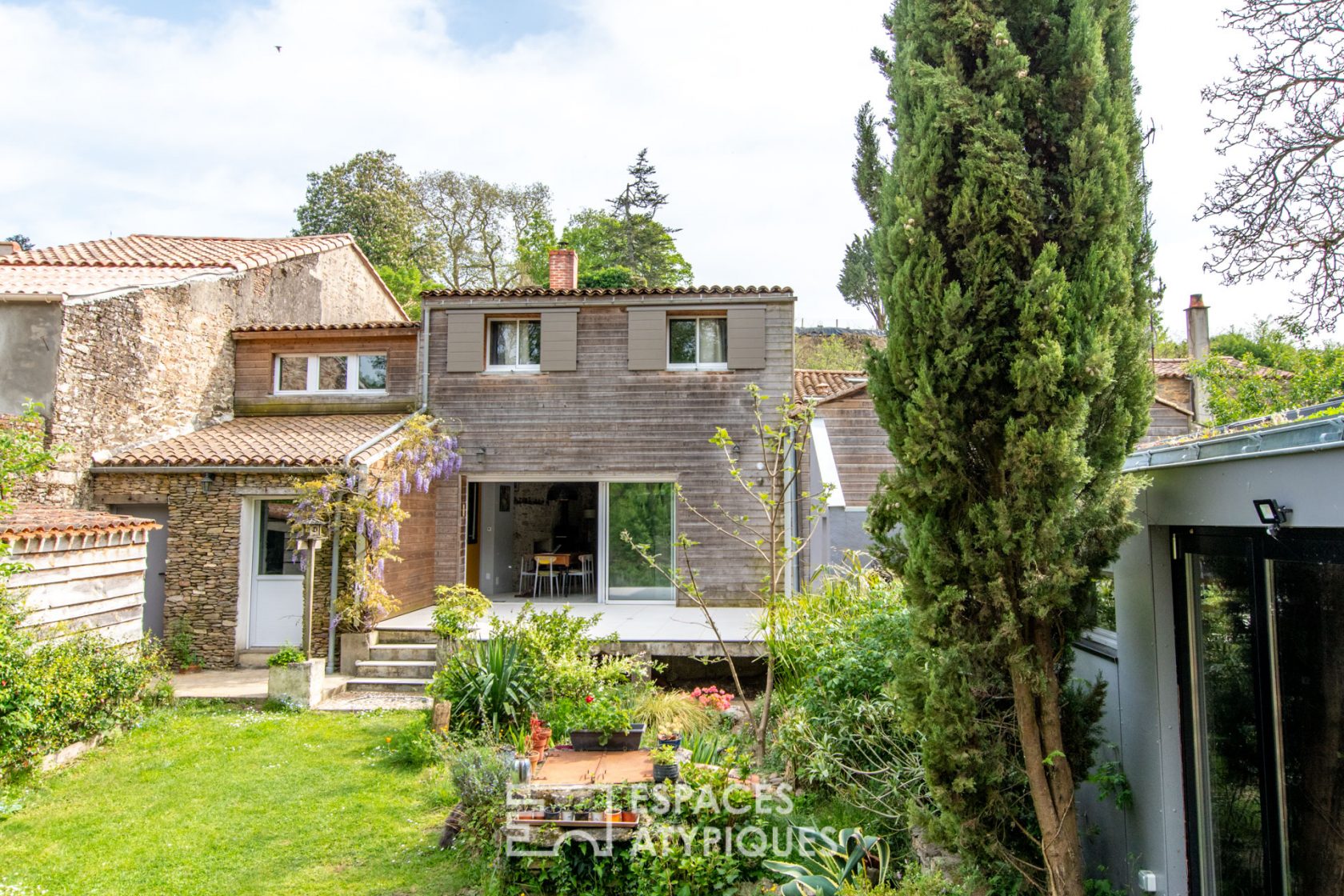 Maison de charme du XVIIème siècle avec piscine