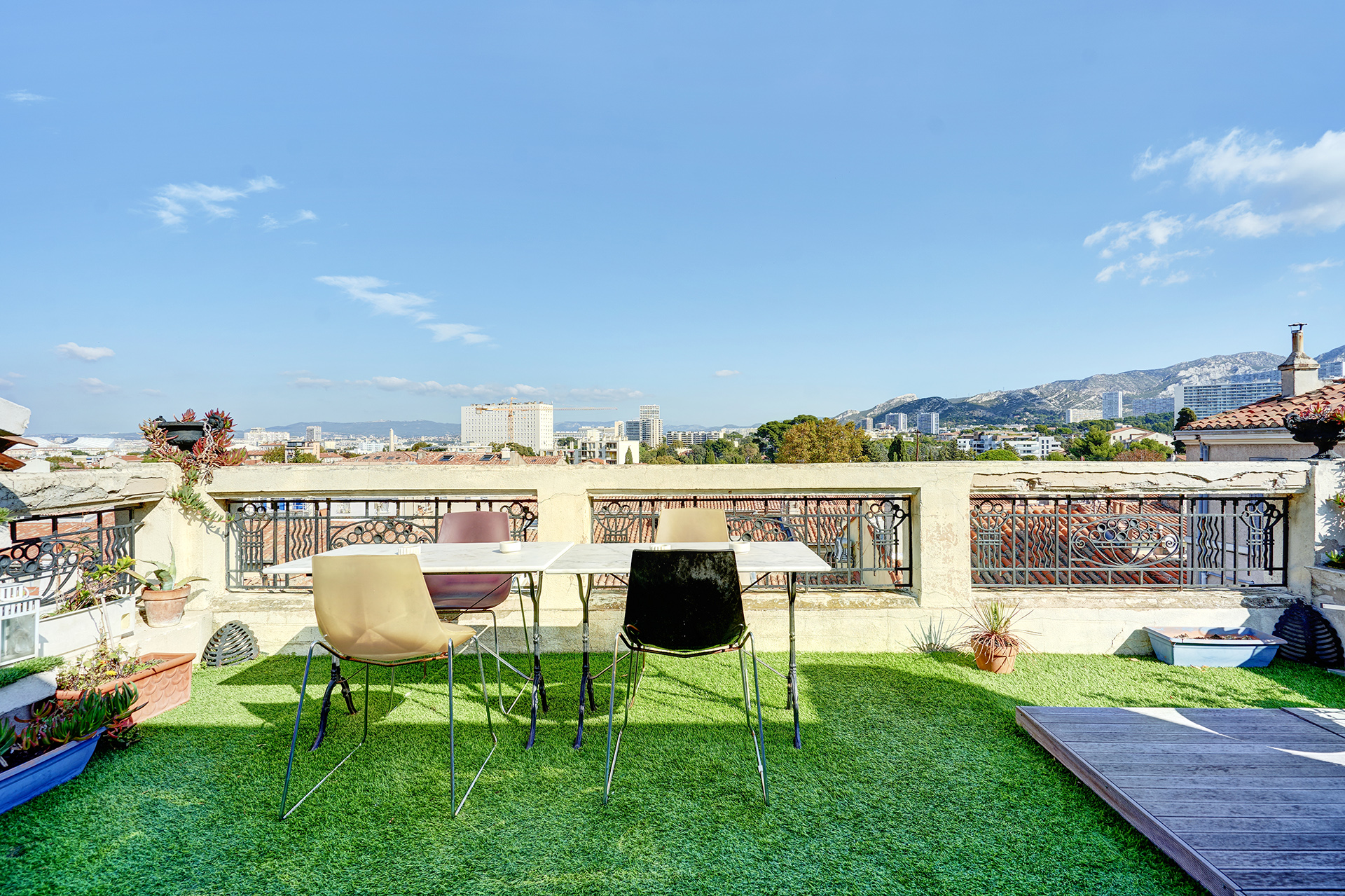 Duplex avec terrasse au coeur du quartier Mazargues