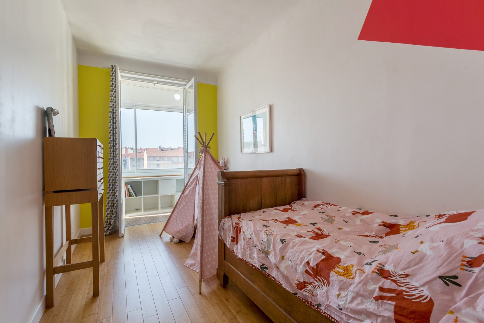 Appartement avec balcon à deux pas du métro Garibaldi
