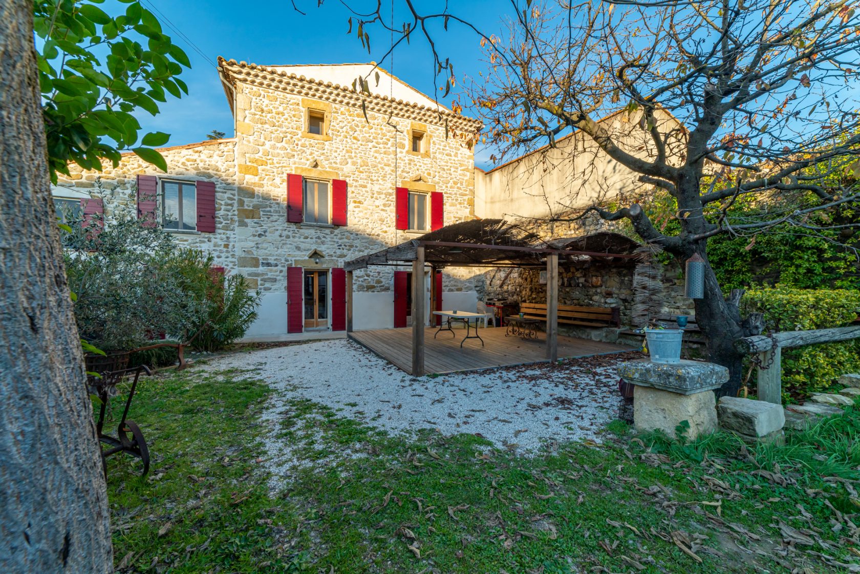 Charming Magnanerie between Nîmes and Uzès