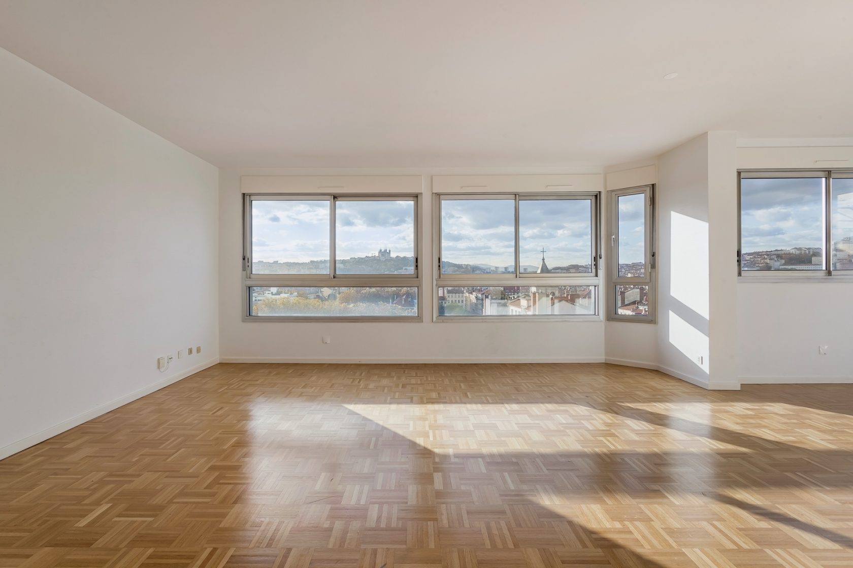 Toit terrasse avec vue et stationnement quartier Foch