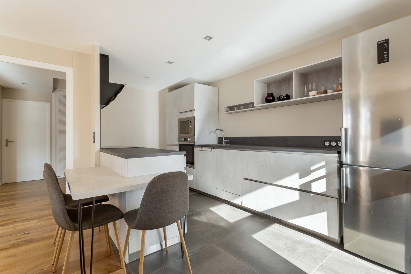 Contemporary apartment with balcony