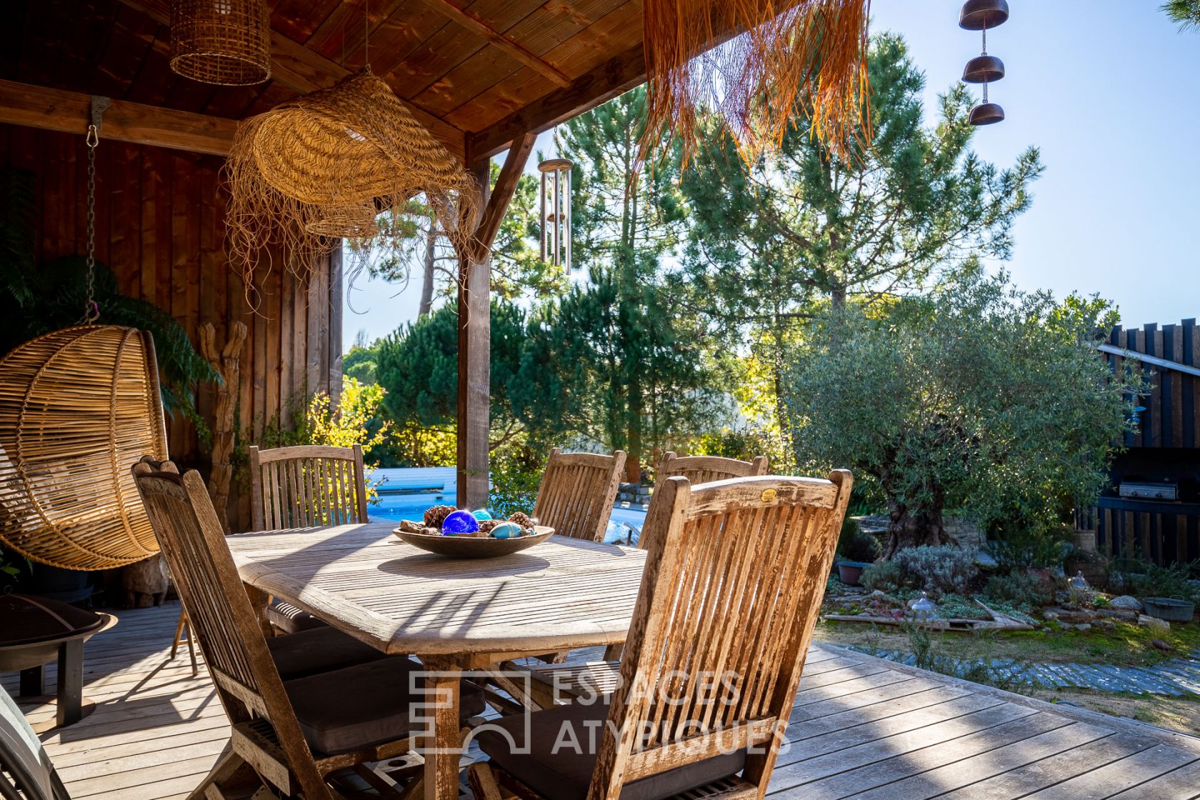 Maison de plage en ossature bois, les pieds dans le sable