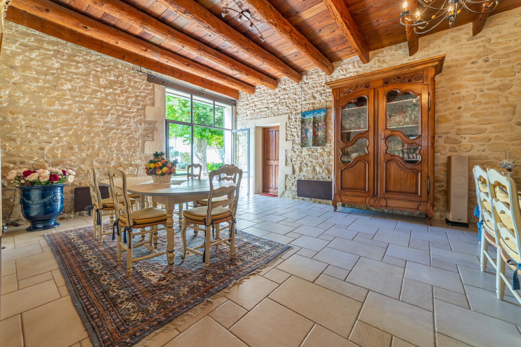Great winegrower tastefully renovated